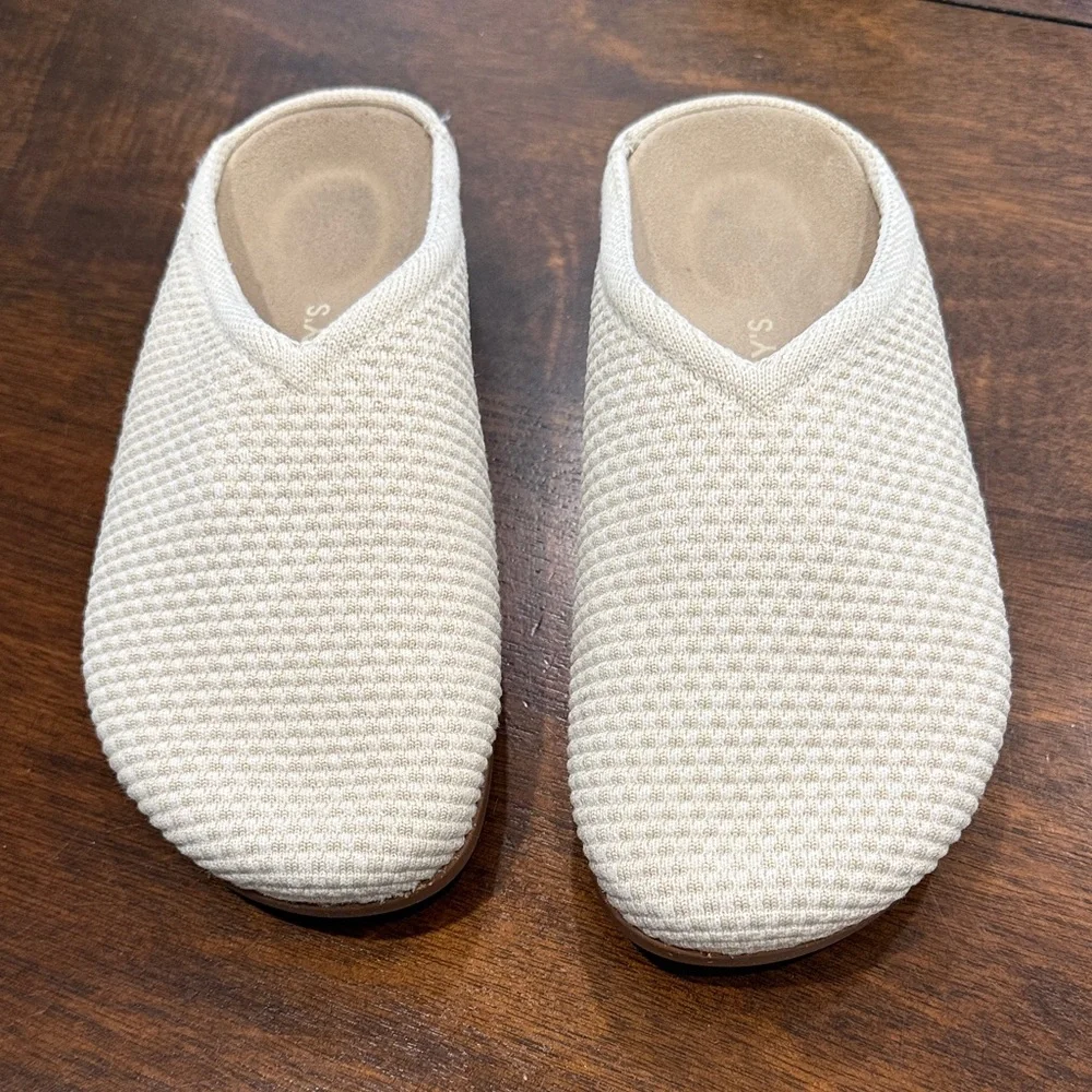 Rothy's Cream Women's Clogs - Picture 1 of 8